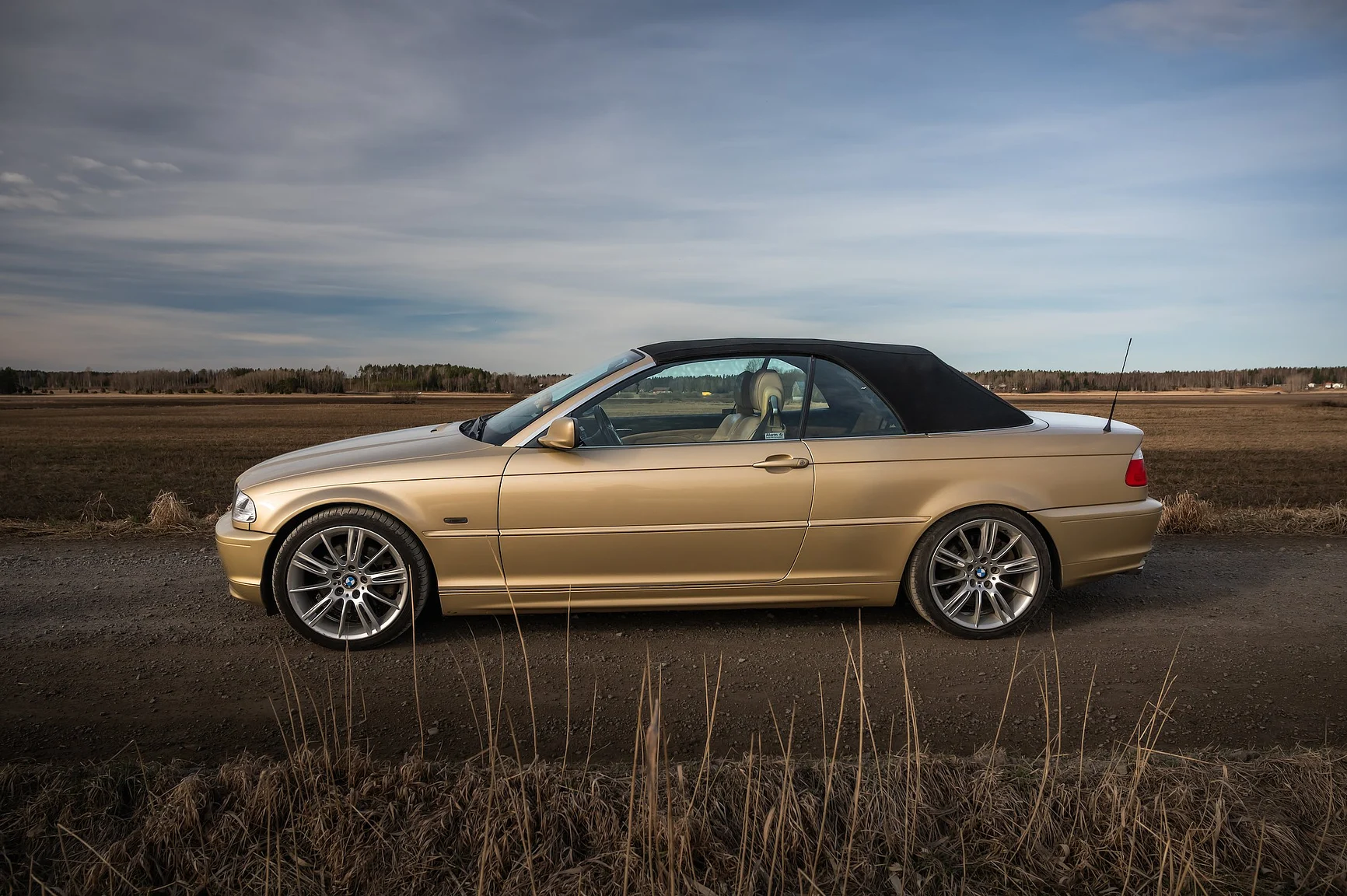 Aussenfoto 2001 BMW 330 Ci (27)