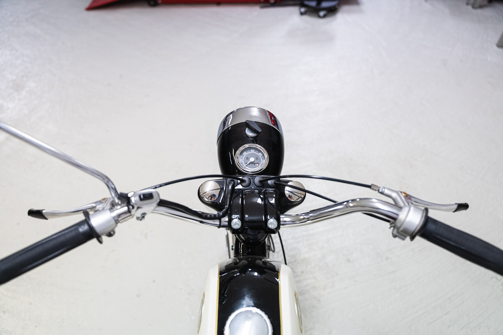 Exteriörbild på 1968 Zundapp KS100