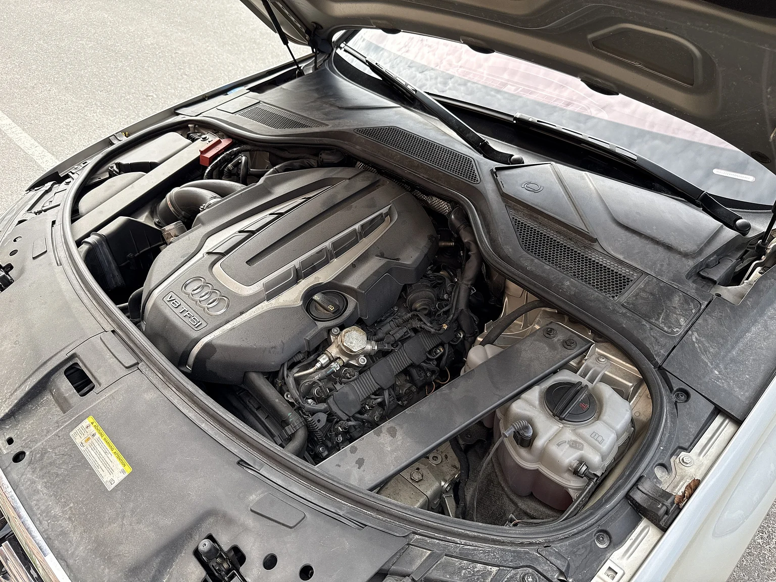 Image of 2014 Audi A8 4.0 TFSI (1) mechanics