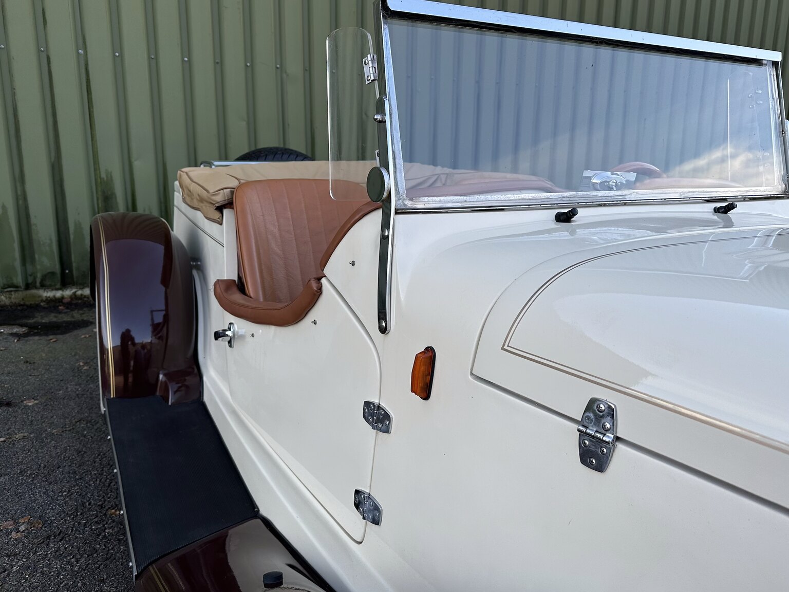 Exterior image of 1971 MB Gazelle