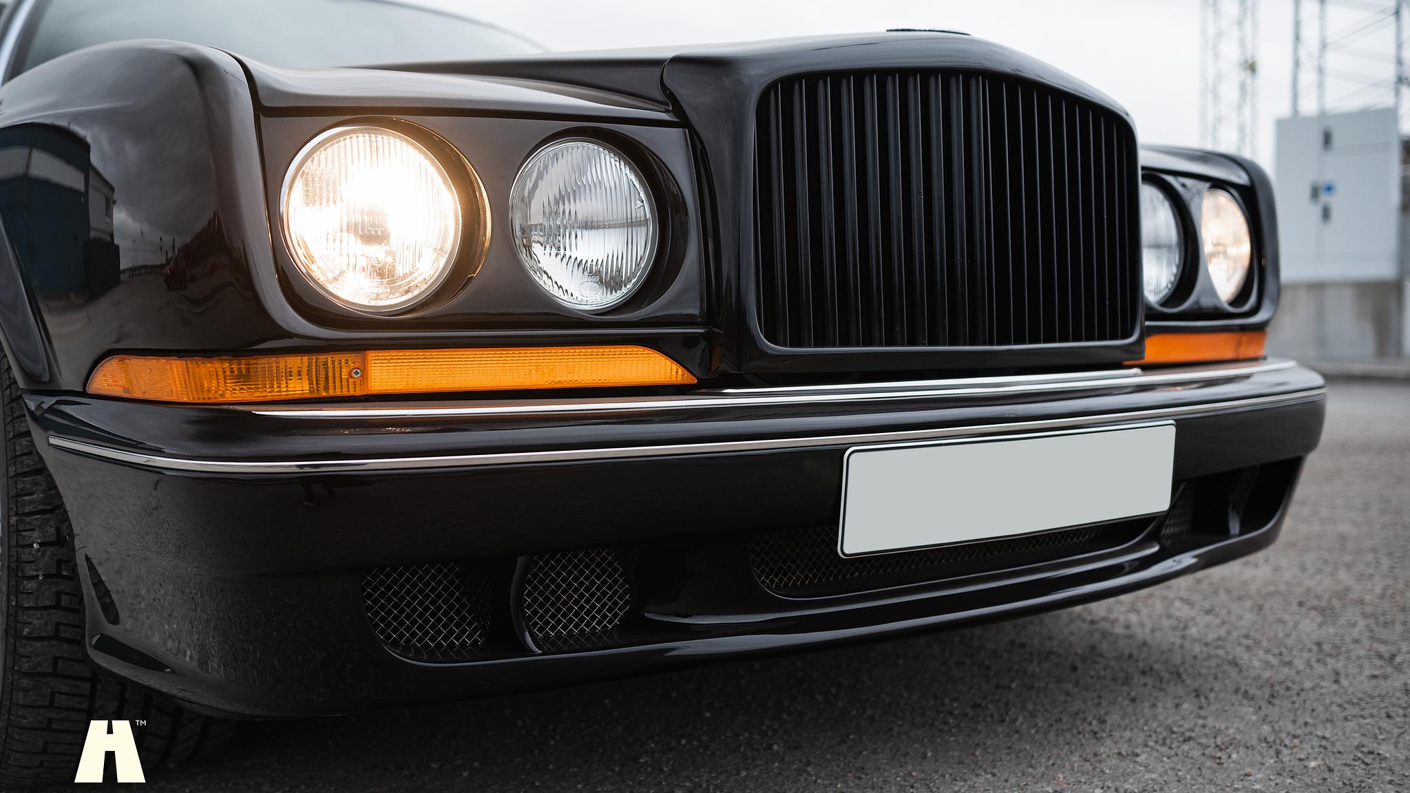 Exterior image of 1997 Bentley Continental T (21)