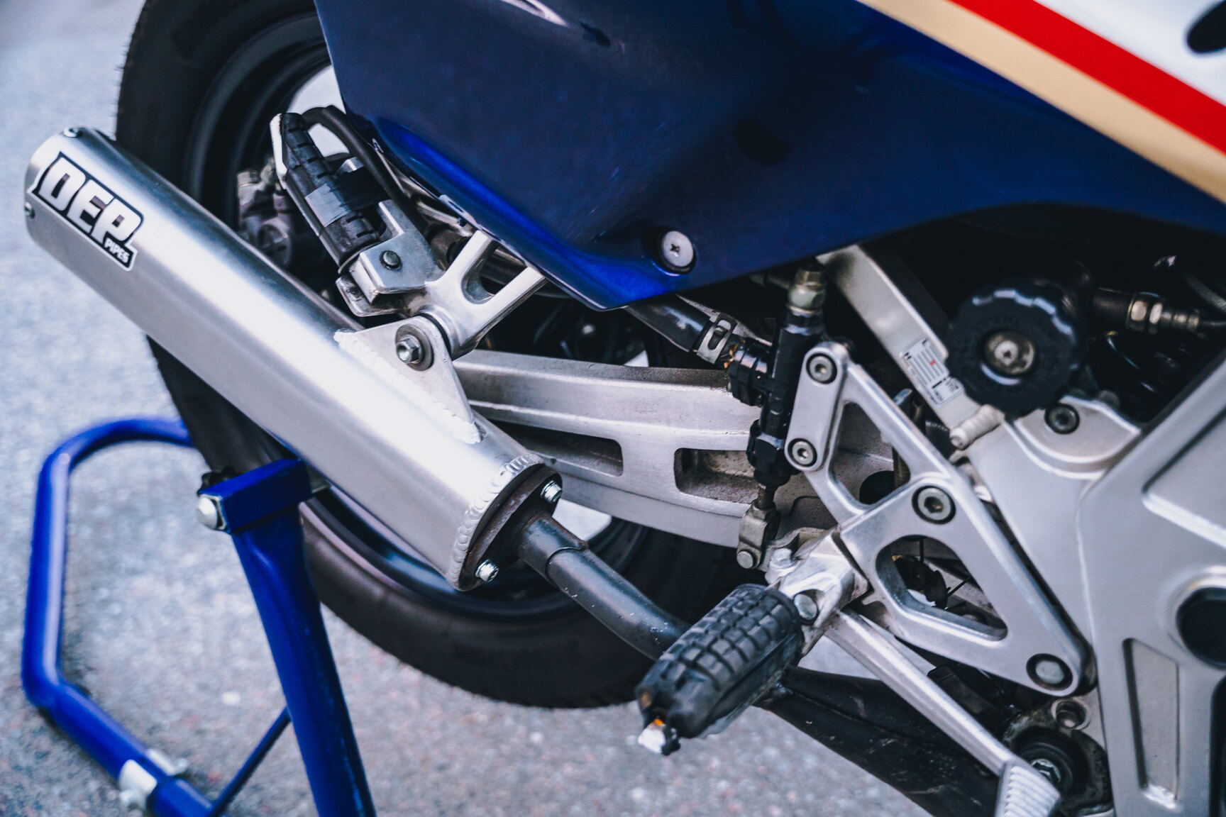 Image of 1986 Honda NS400R Rothmans Replica mechanics