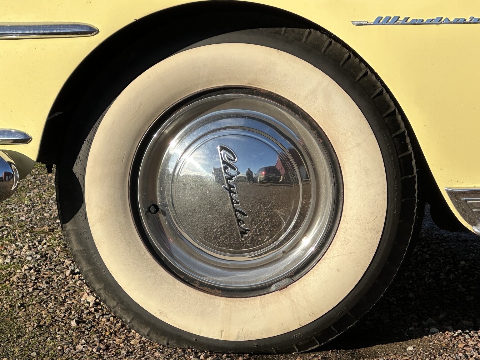 Exteriörbild på 1950 Chrysler Windsor Convertible (10)