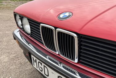 Exteriörbild på 1987 BMW 325i Convertible