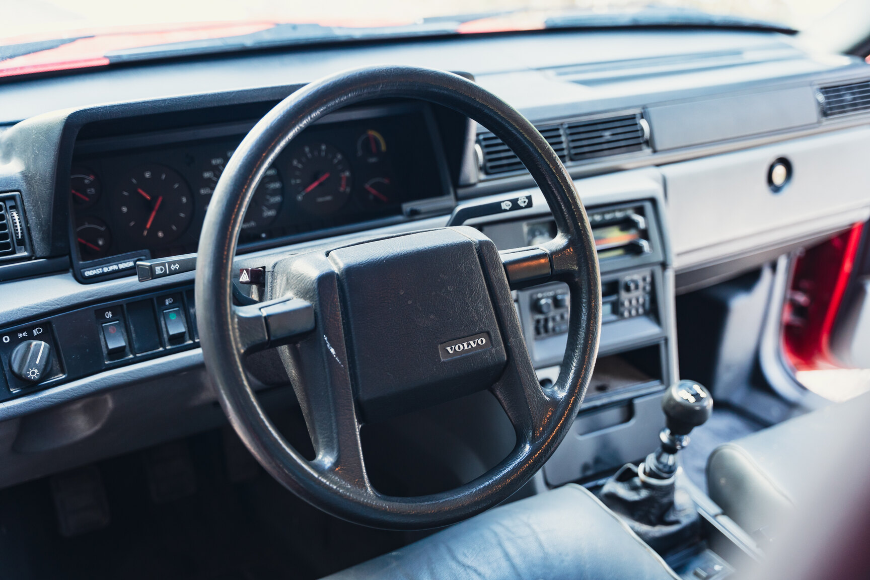 Innenraumfoto von 1990 VOLVO 740 Turbo