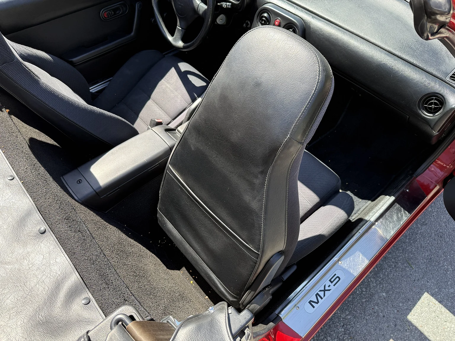 Innenraumfoto von 1991 Mazda MX-5 Miata (52)