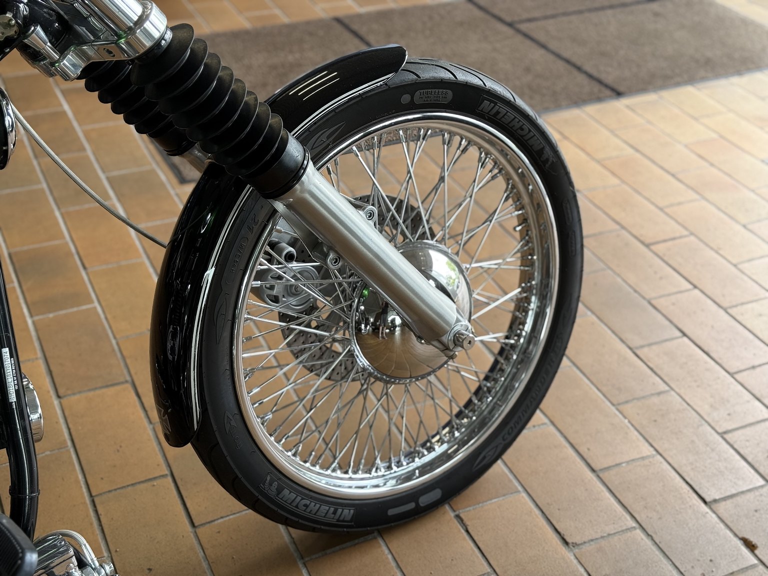 Exterior image of 1999 Harley-Davidson Custom