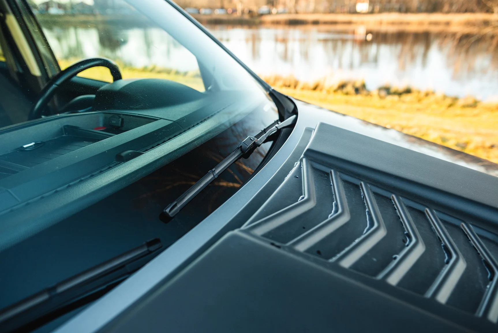 Exterior image of 2020 Northea Camper Expedition Volkswagen Amarok (65)