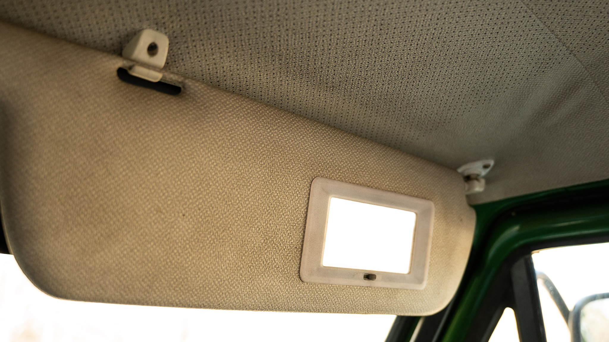 Interior image of 1992 Volkswagen T3 Kombi Syncro 16" Westfalia