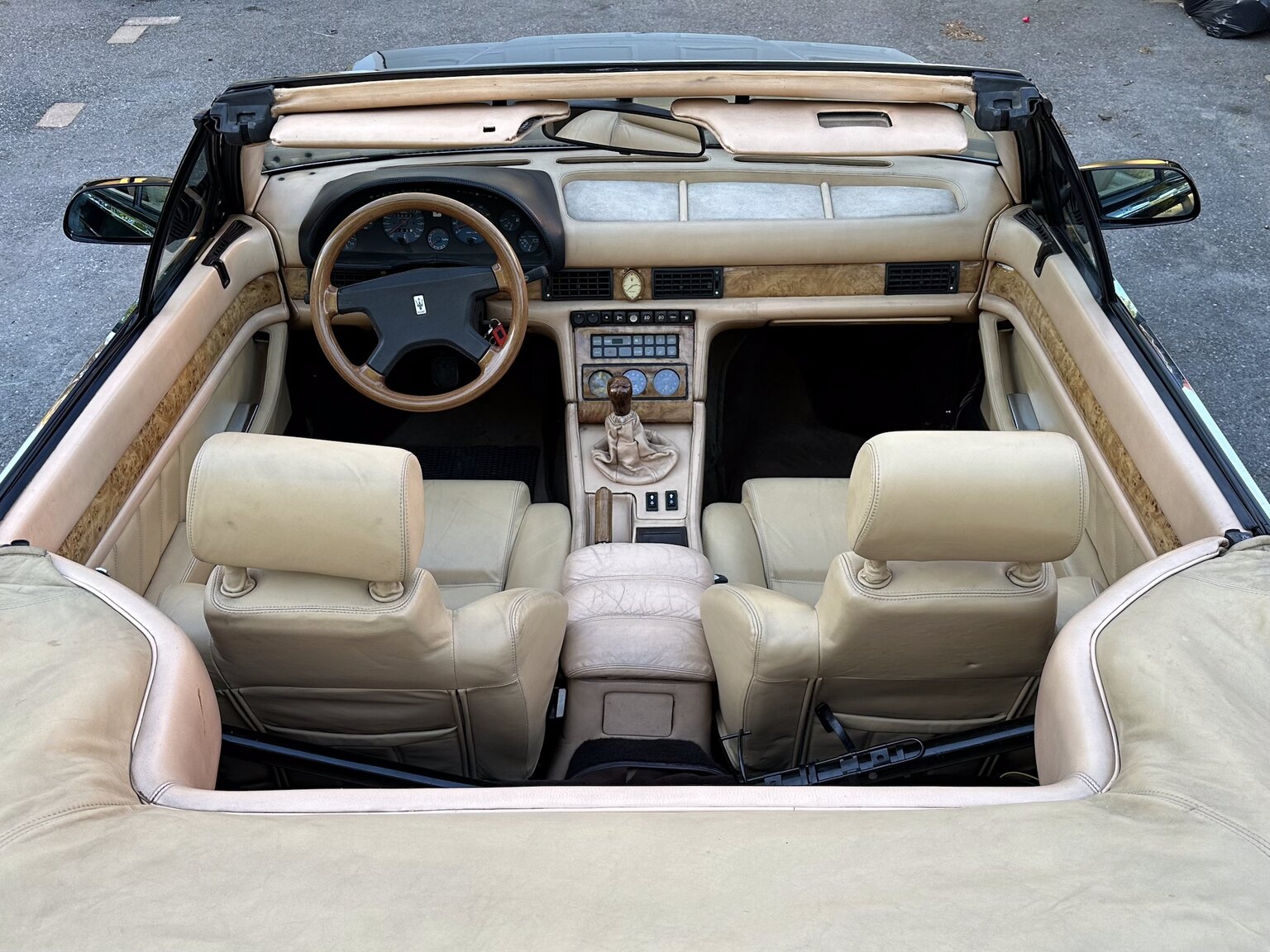 Interior image of 1987 Maserati Biturbo Spyder