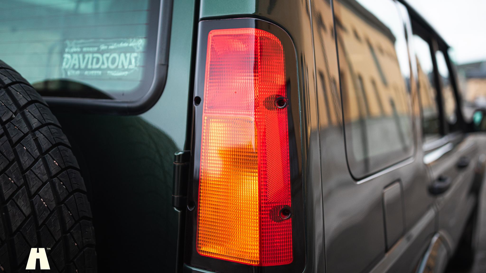 Exterior image of 2003 Land Rover Discovery II, 2003