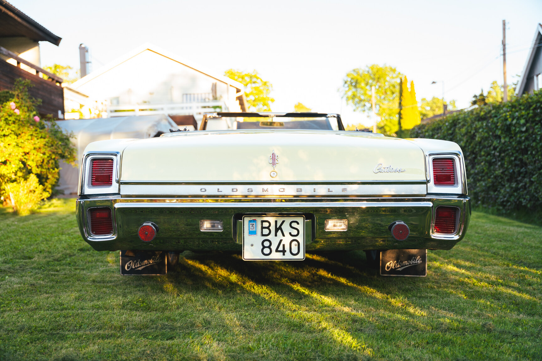 Exterior image of 1967 Oldsmobile Cutlass Supreme Cabriolet