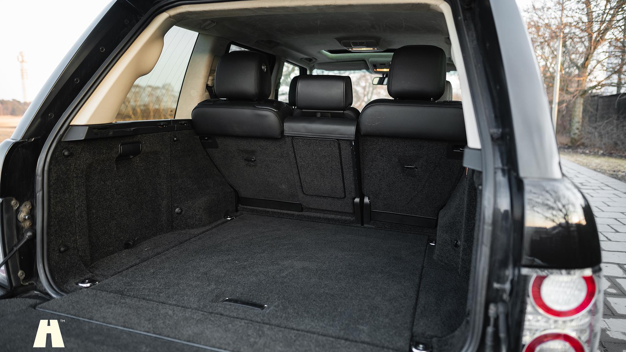 Interior image of 2012 Land Rover Range Rover Westminster TDV8 (L322)