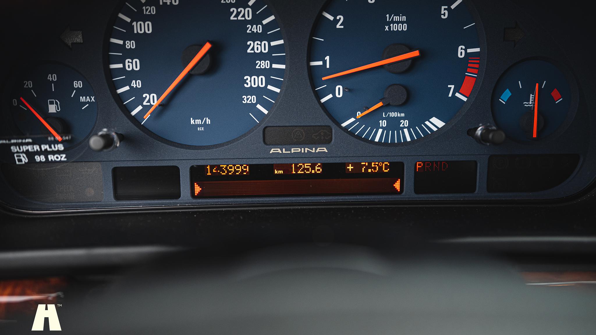 Innenraumfoto von 1998 Alpina B10 V8