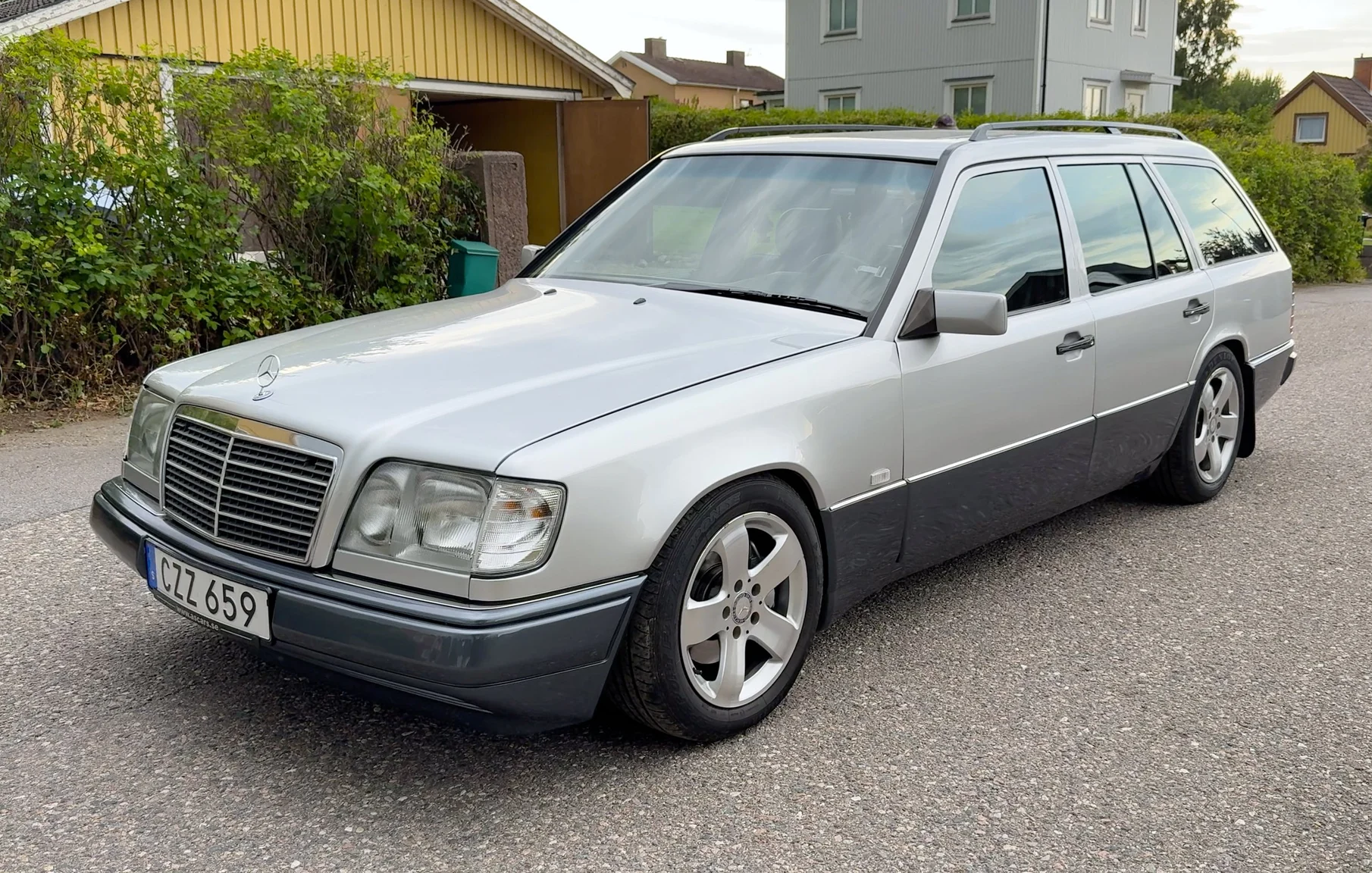Aussenfoto 1994 Mercedes-Benz E 320 T (1)