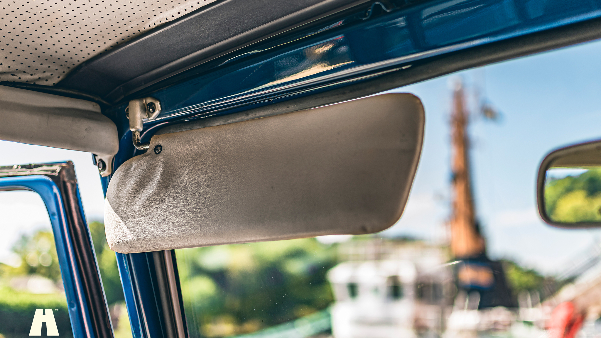 Interior image of 1984 Toyota Land Cruiser BJ42