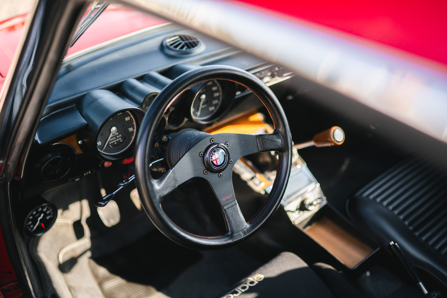 Interiörbild 1972 Alfa Romeo 2000 GTV
