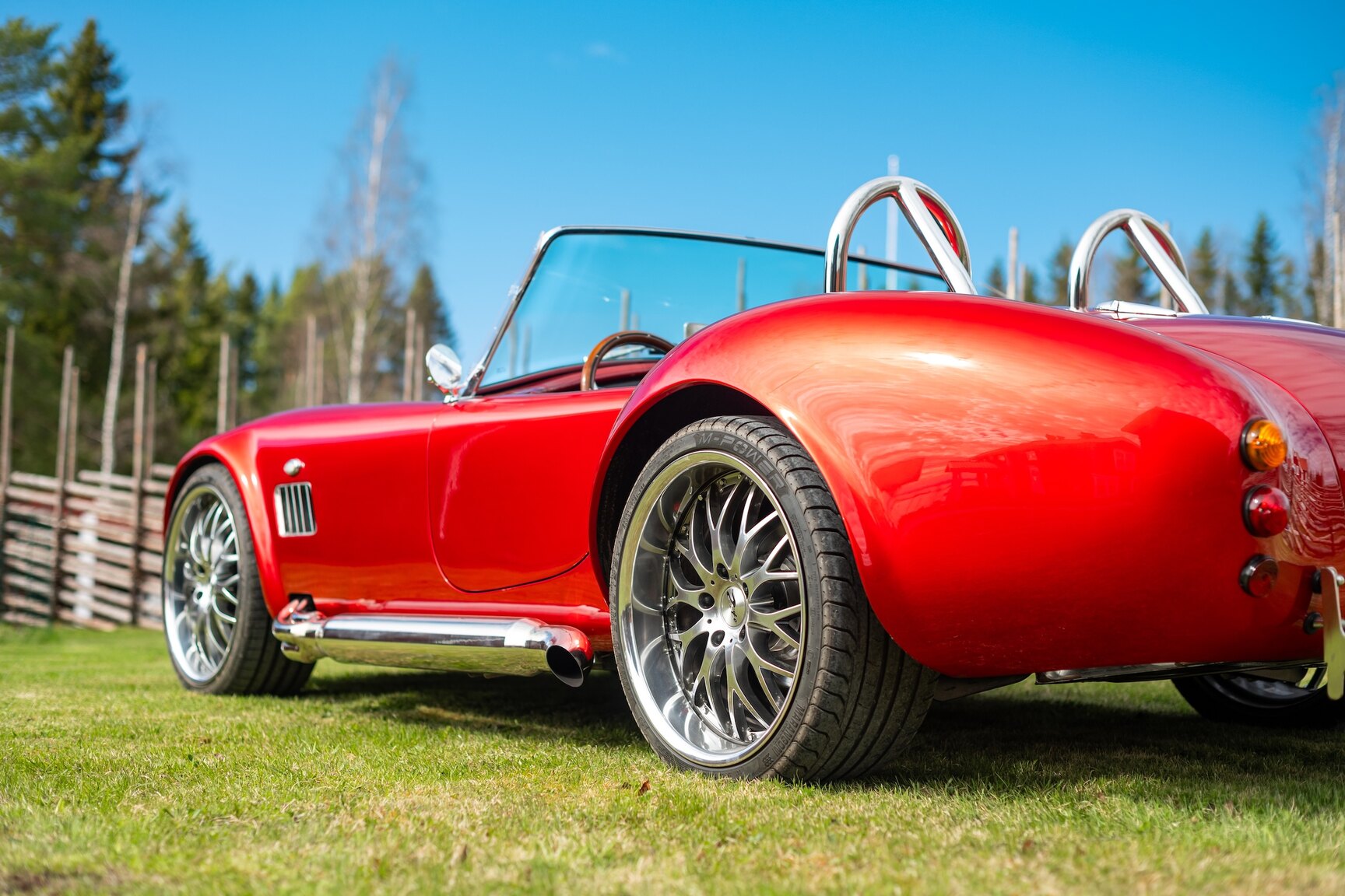 Exterior image of 2011 AC Cobra Replika