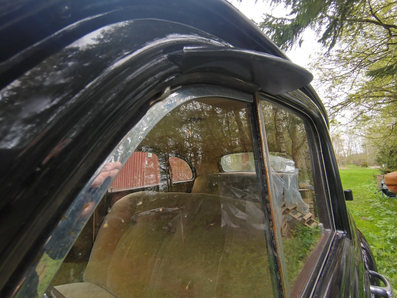 Exteriörbild på 1939 Chevrolet Master De Luxe Sedan Sport