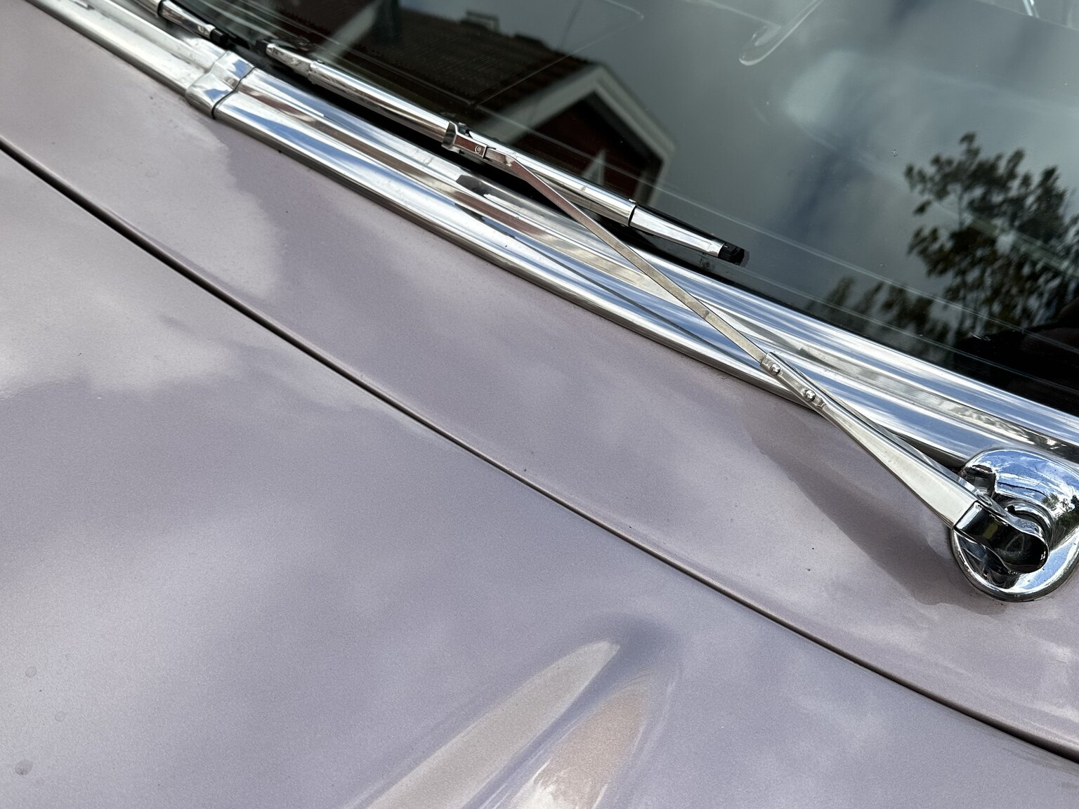 Exteriörbild på 1957 Chevrolet Two-Ten Restomod (37)