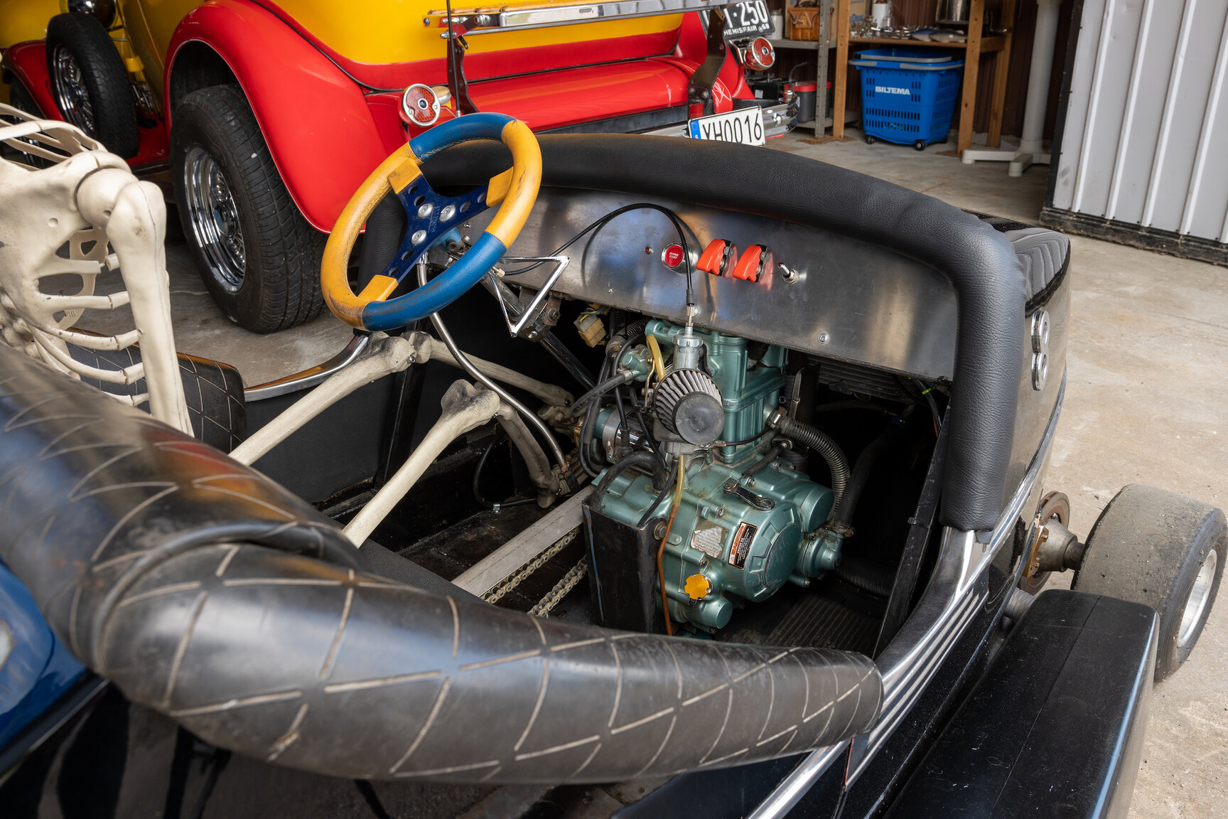 Interior image of Tivoli Alfa Romeo Bumpercar 250cc (1)