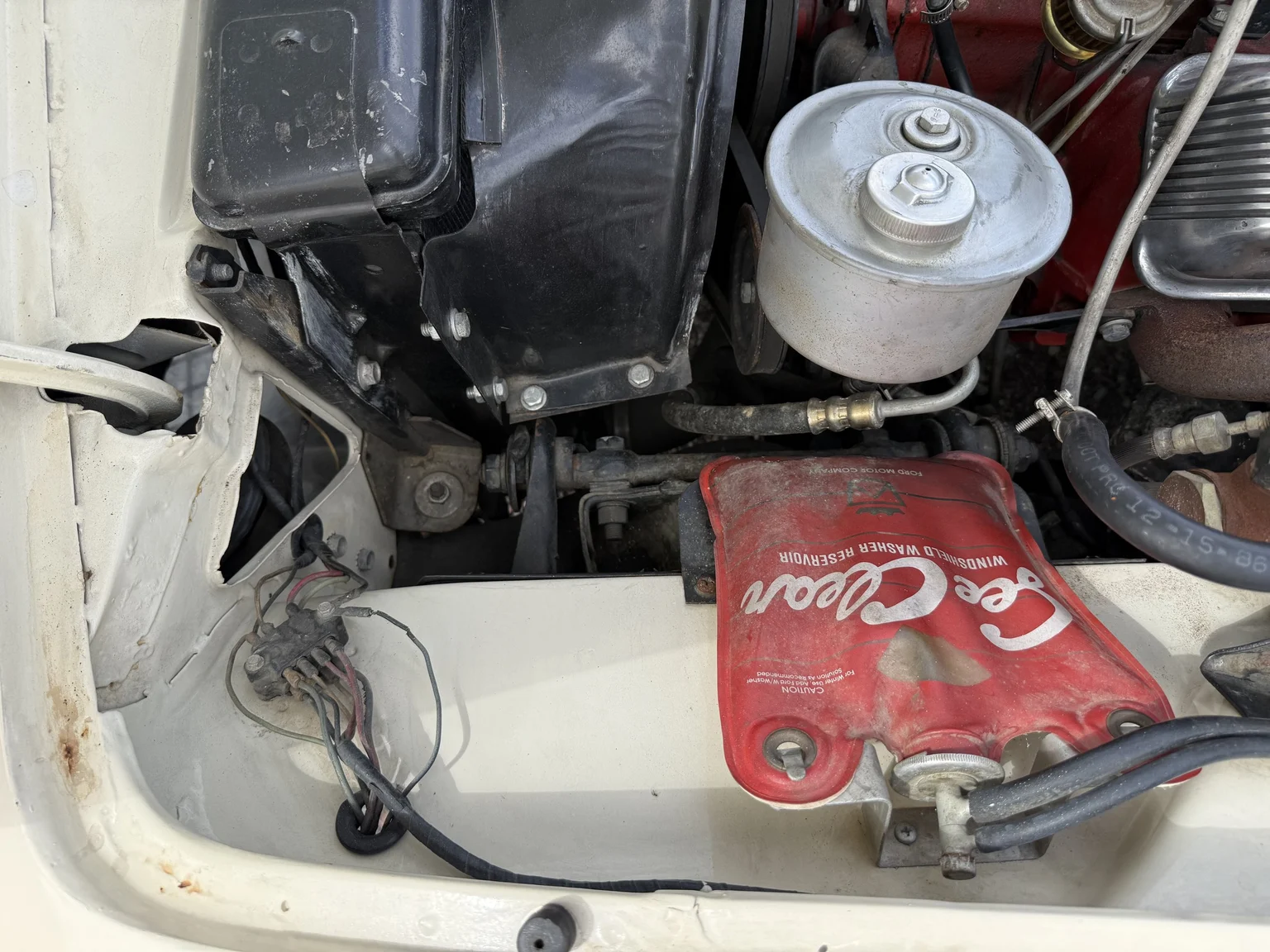 Image of 1957 Ford Thunderbird (23) mechanics