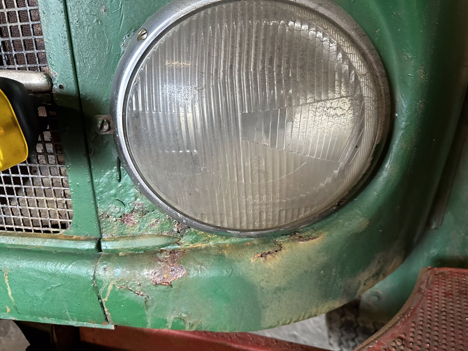 Exterior image of 1964 Mercedes-Benz L911