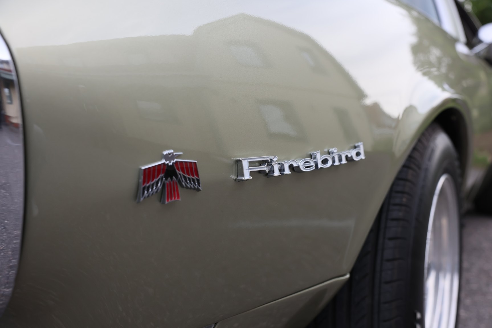 Exterior image of 1968 Pontiac Firebird 400 Ram Air
