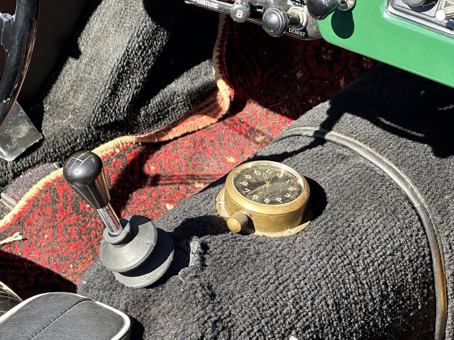 Interior image of 1957 MGA Roadster (23)