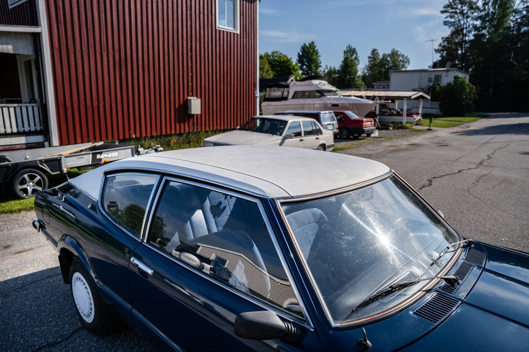 Exterior image of 1974 Ford Taunus 1600 XL