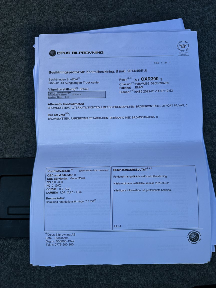 Dokumentation, 2009 BMW 325Xi