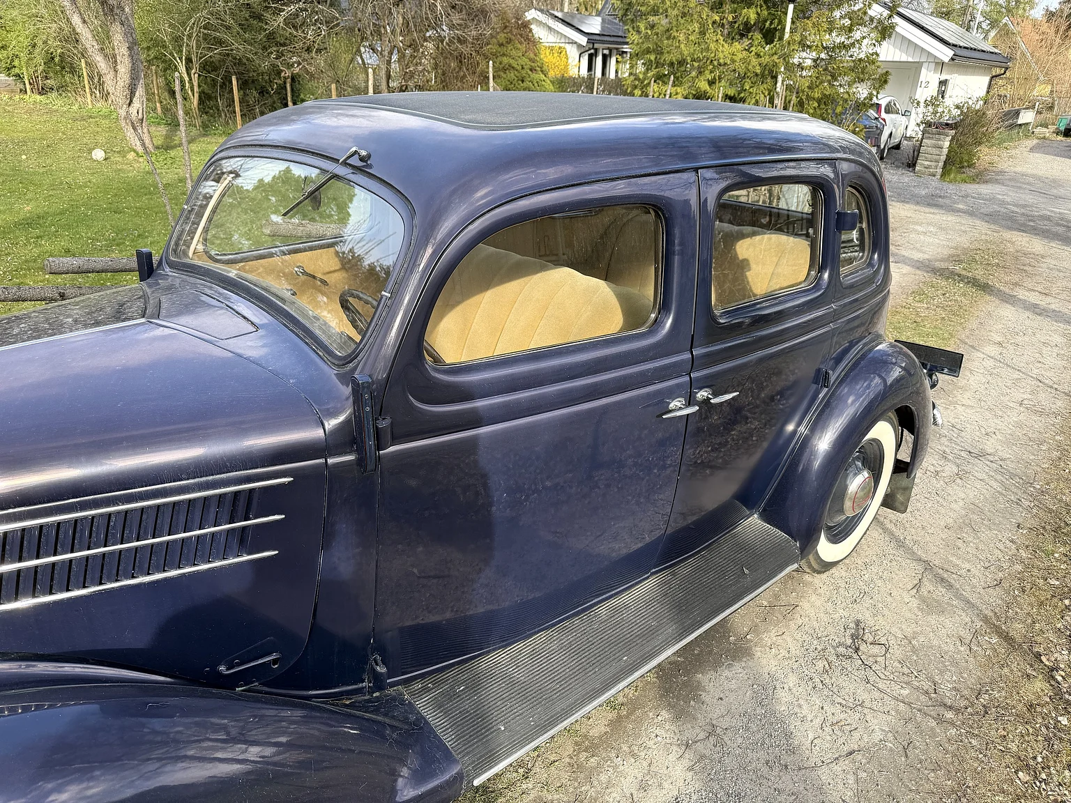 Aussenfoto 1936 Ford 214A Fordor (14)