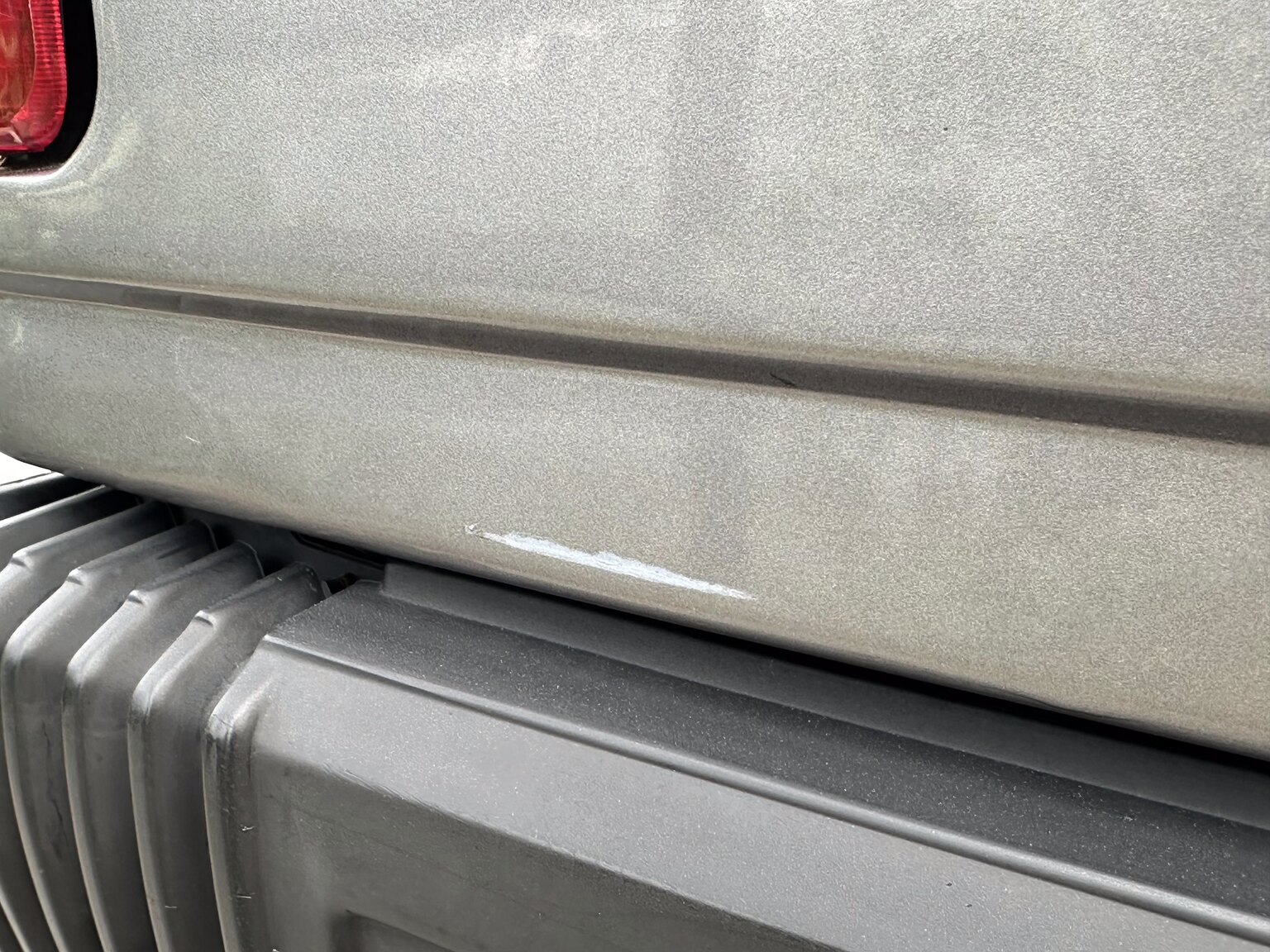 Exterior image of 1988 Volvo 740 Turbo