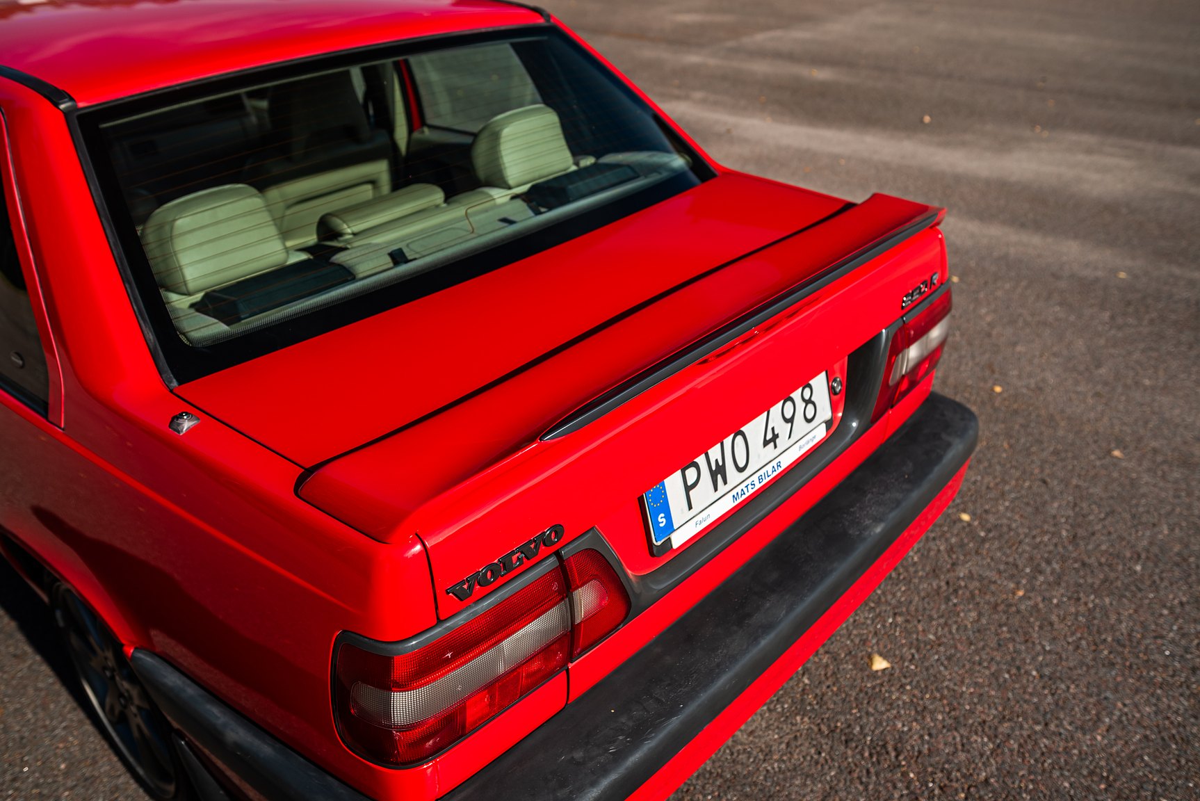 Exterior image of 1996 Volvo 850 R
