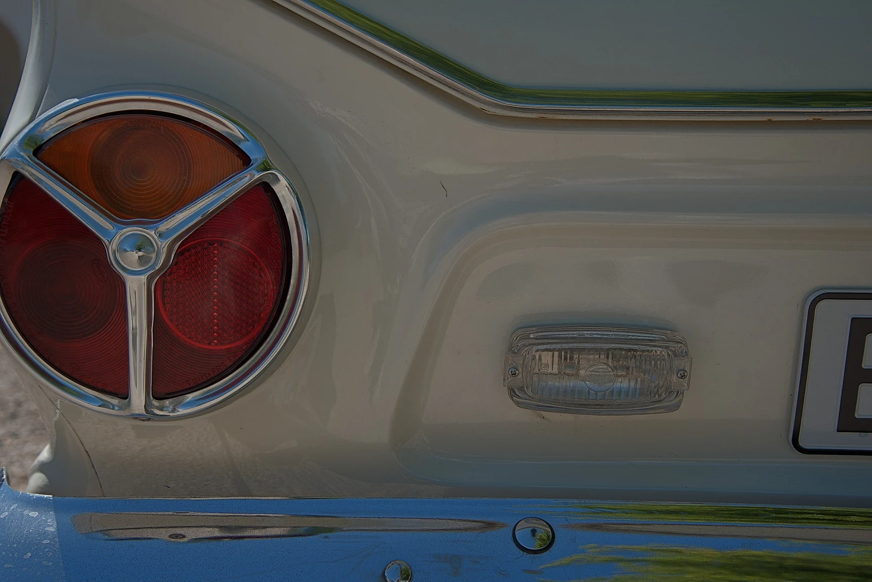 Exterior image of 1966 Ford  Cortina GT (8)