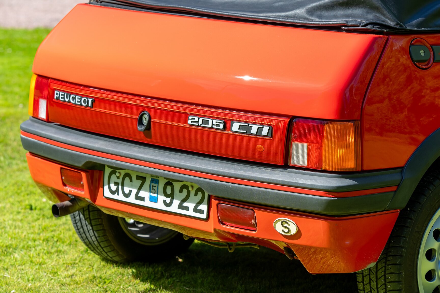 Exteriörbild på 1987 Peugeot 205 CTI 1.6 (7)