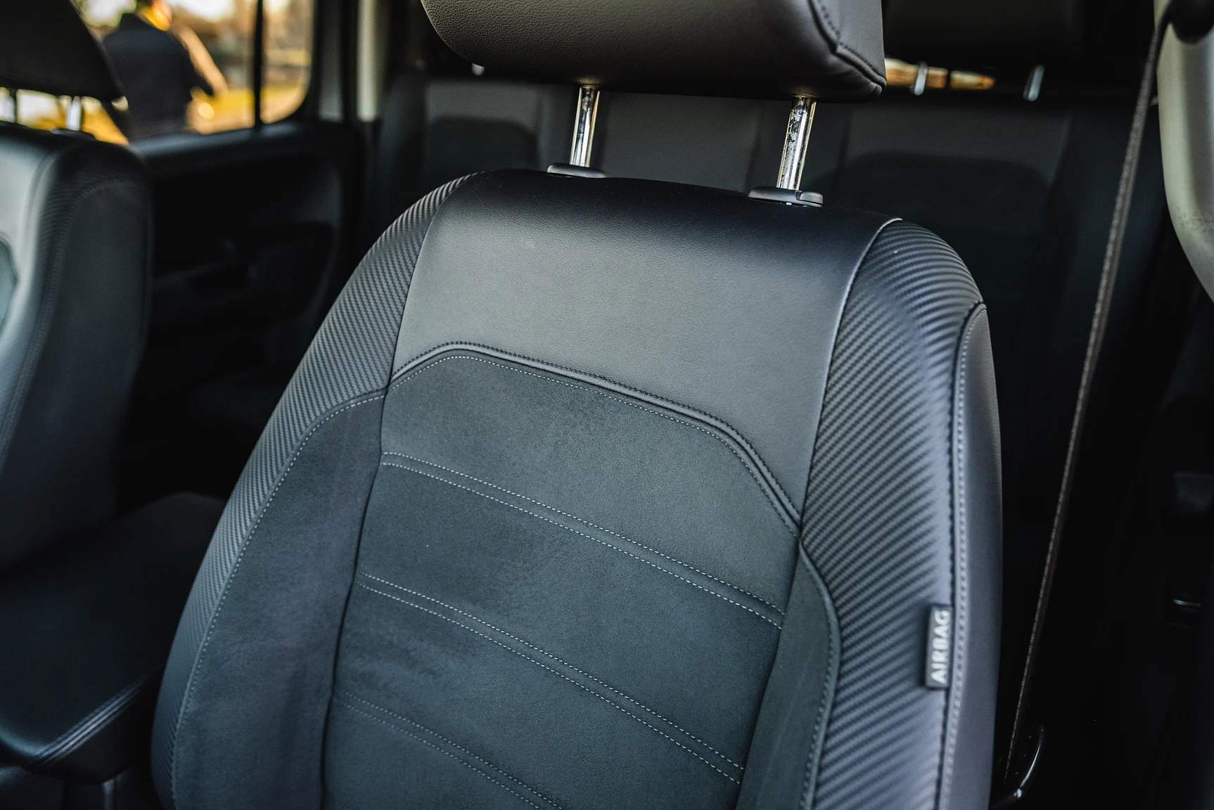 Interior image of 2020 Northea Camper Expedition Volkswagen Amarok (20)