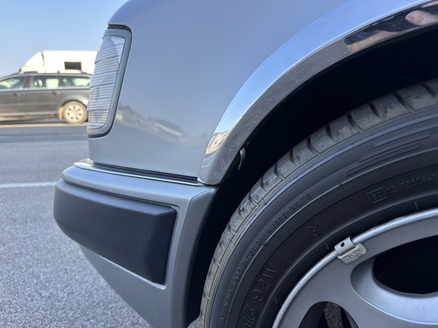 Exteriörbild på 1992 Mercedes-Benz 300 CE-24
