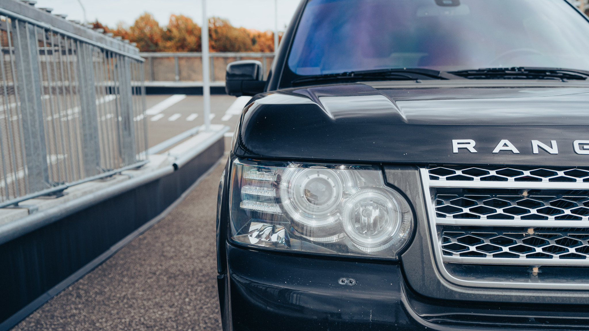Aussenfoto 2010 Land Rover Range Rover TDV8 Autobiography 