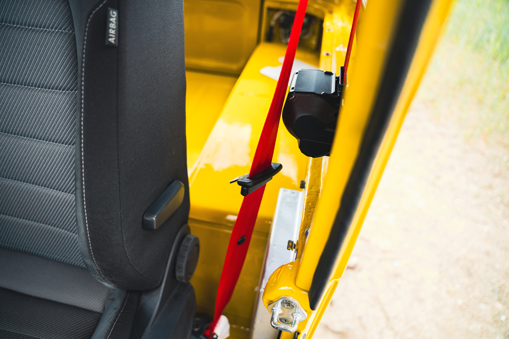 Interior image of 1976 Toyota Land Cruiser BJ40