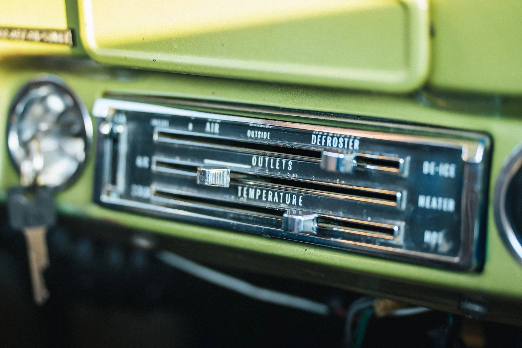 Innenraumfoto von 1970 GMC 1500 Custom Sierra Grande – NO RESERVE (29)