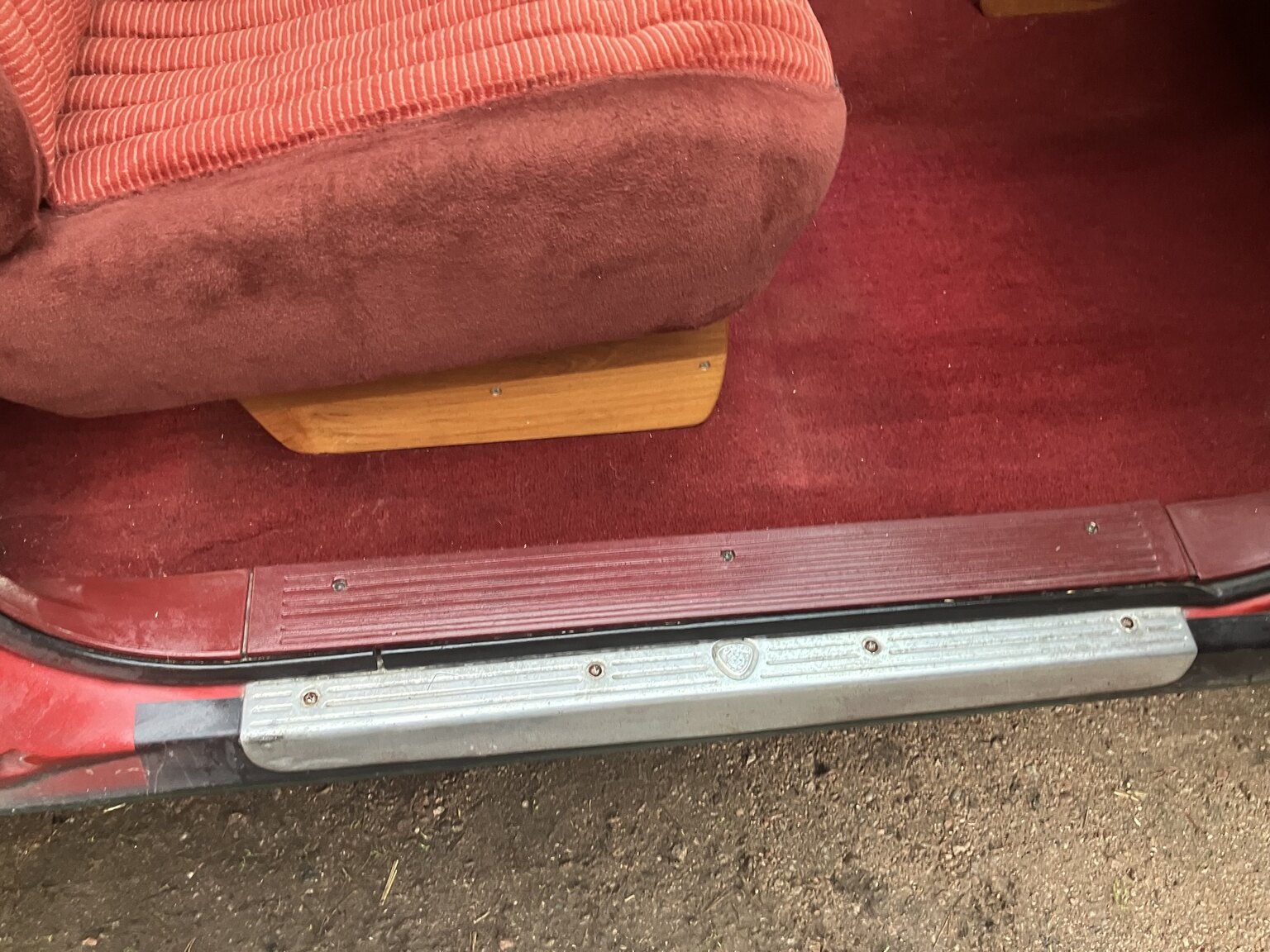 Interior image of 1991 Chevrolet K2500 Extended Cab 5.7 V8 4WD Pickup