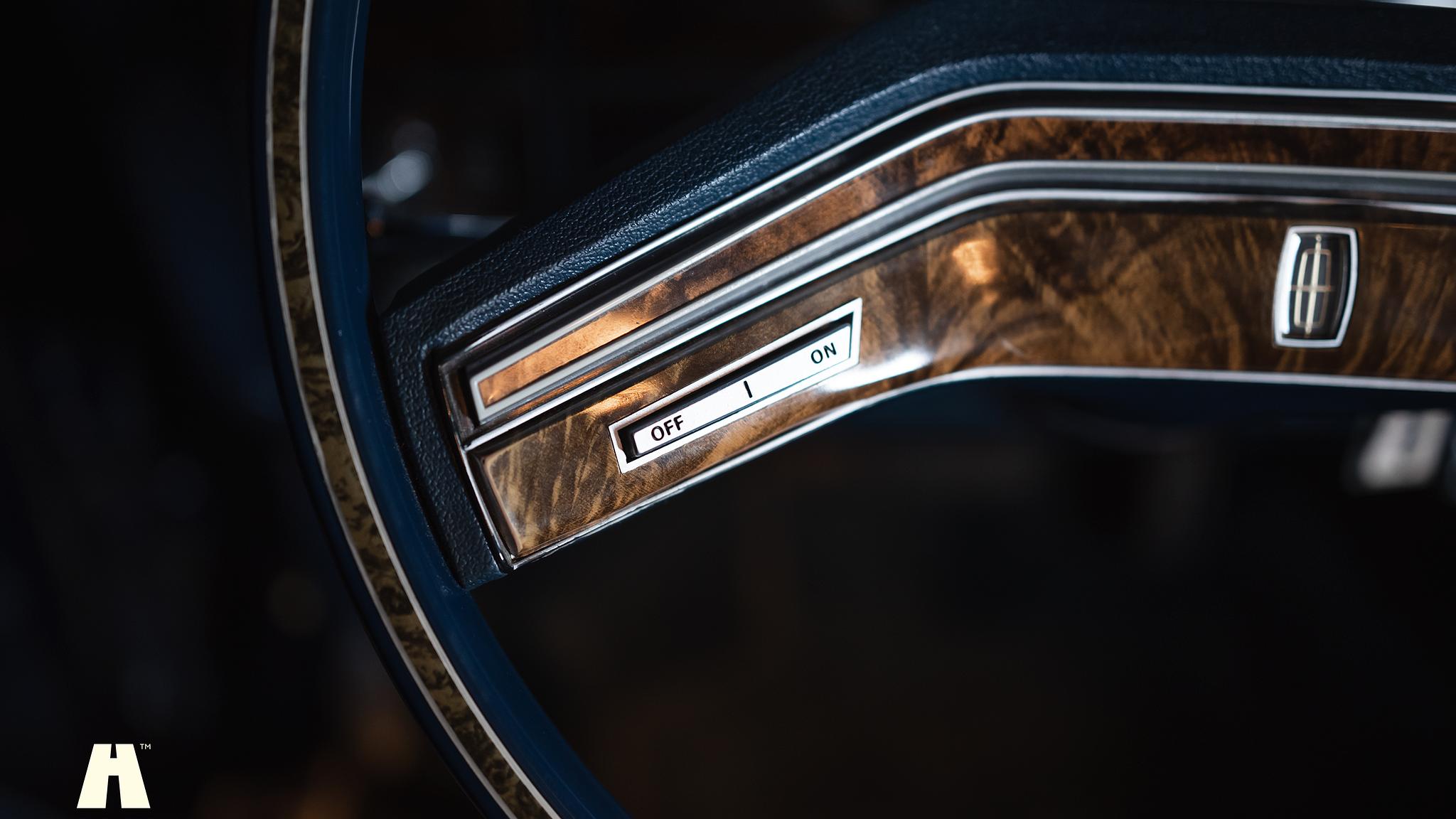 Interiörbild 1979 Lincoln Continental (22)