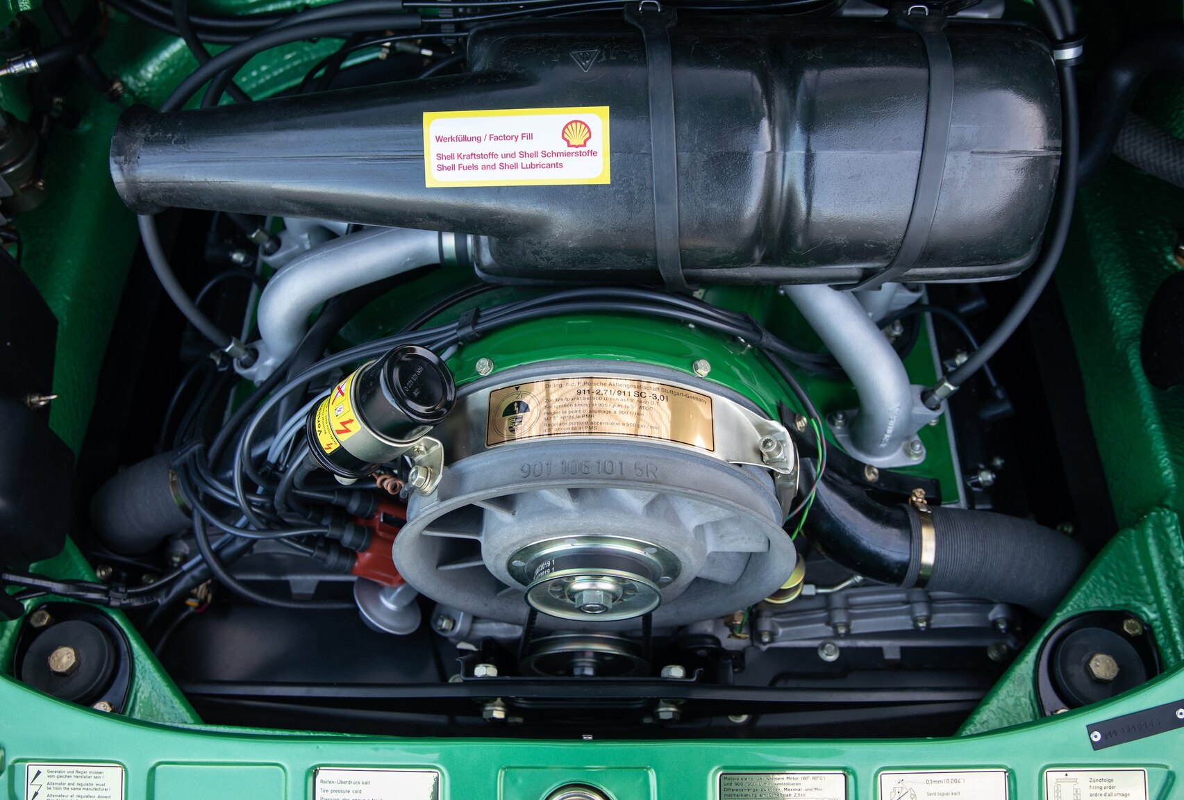 Image of 1974 Porsche 911 S Targa mechanics