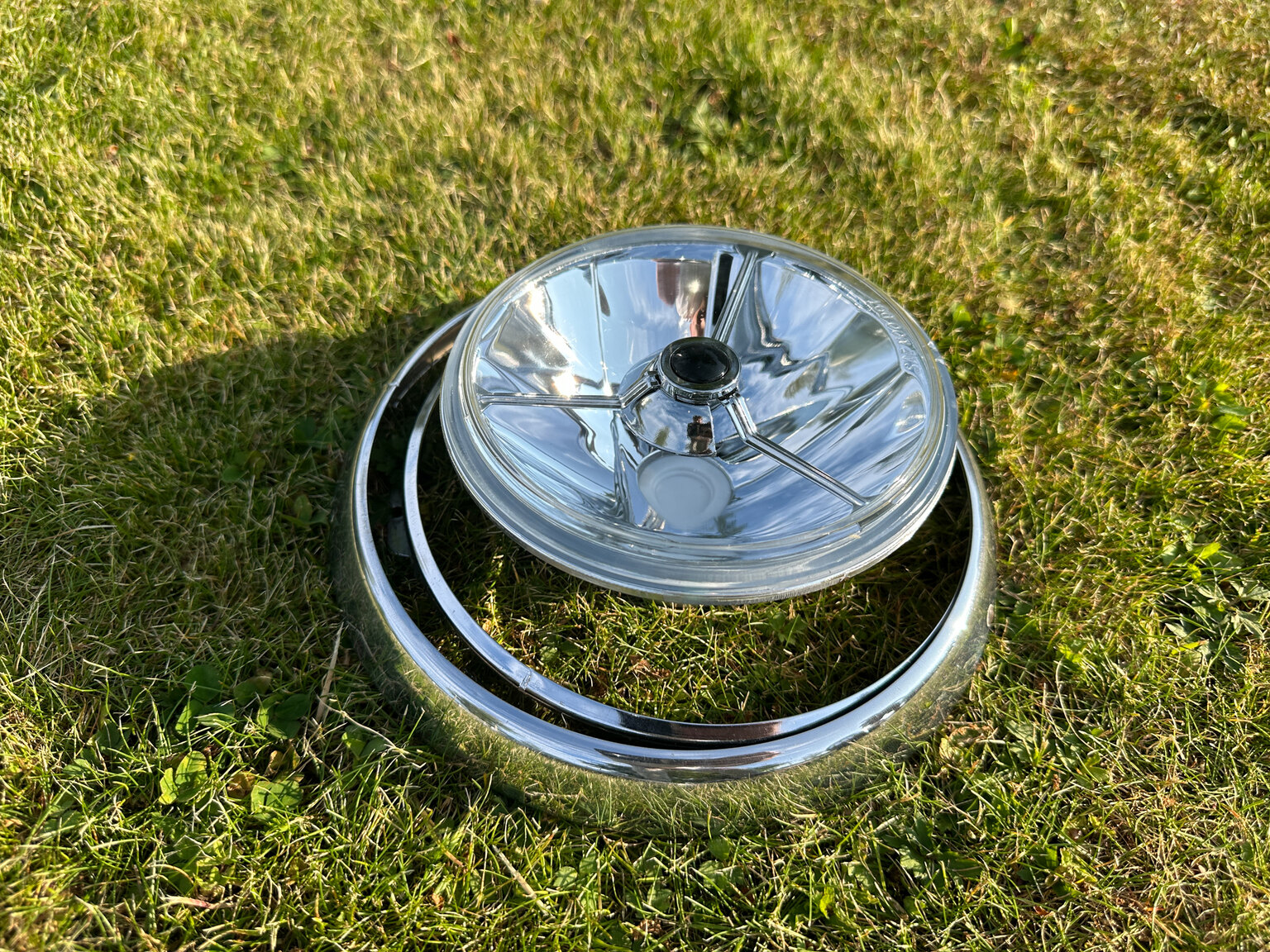 Image of 1965 Daimler 250 V8 miscellaneous