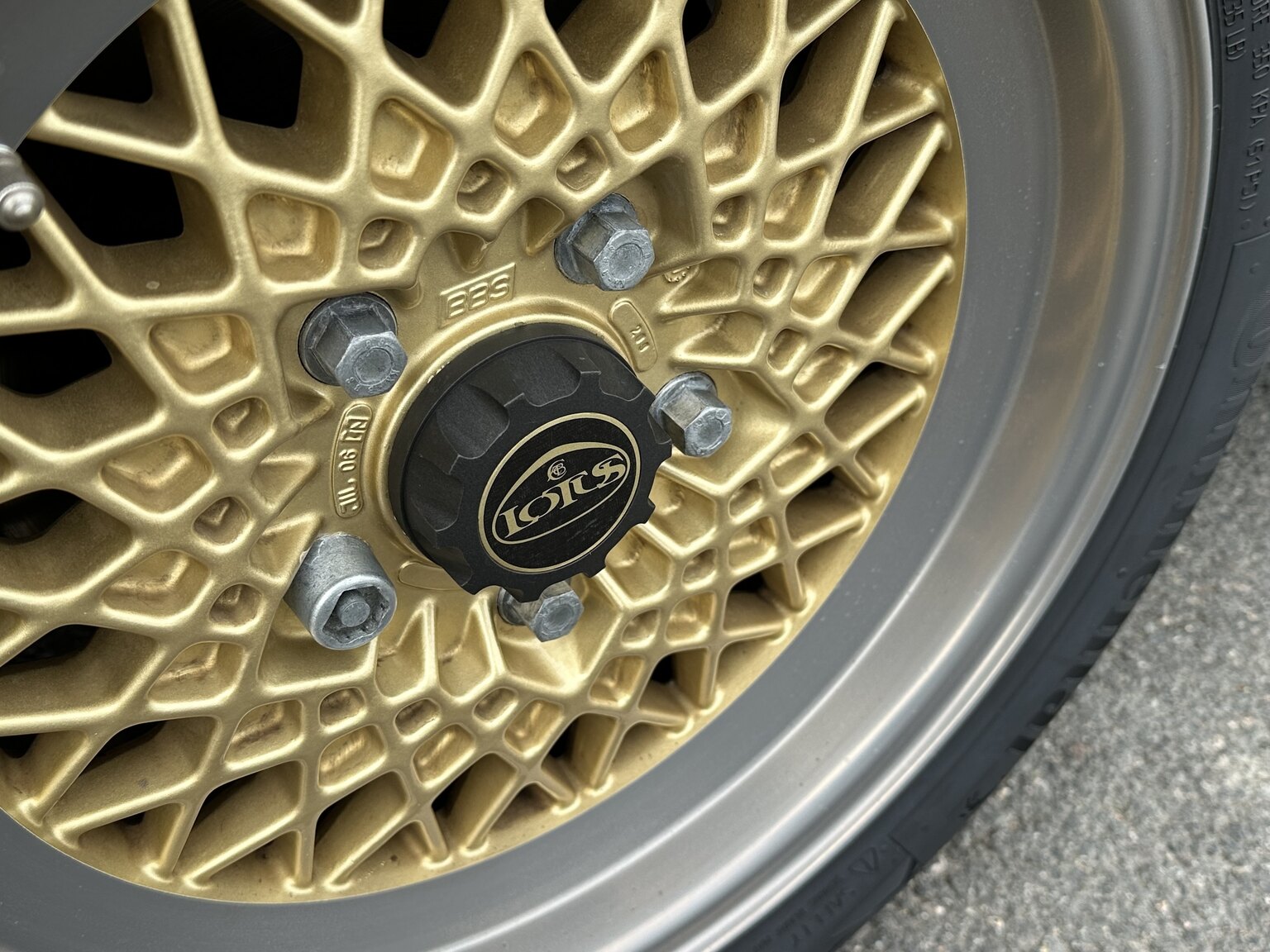 Aussenfoto 1987 Lotus Esprit Turbo HCi (49)