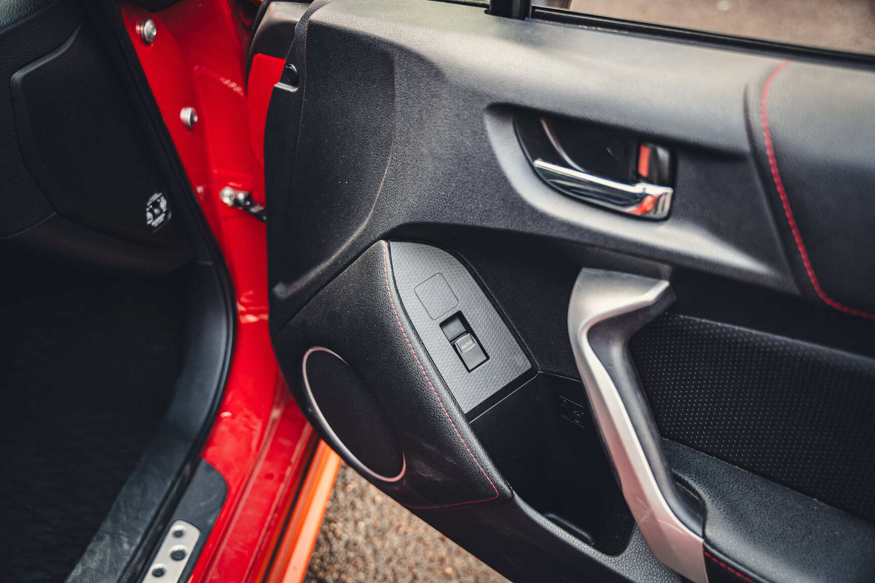 Innenraumfoto von 2015 Toyota GT86 TRD-edition - Ett sista race