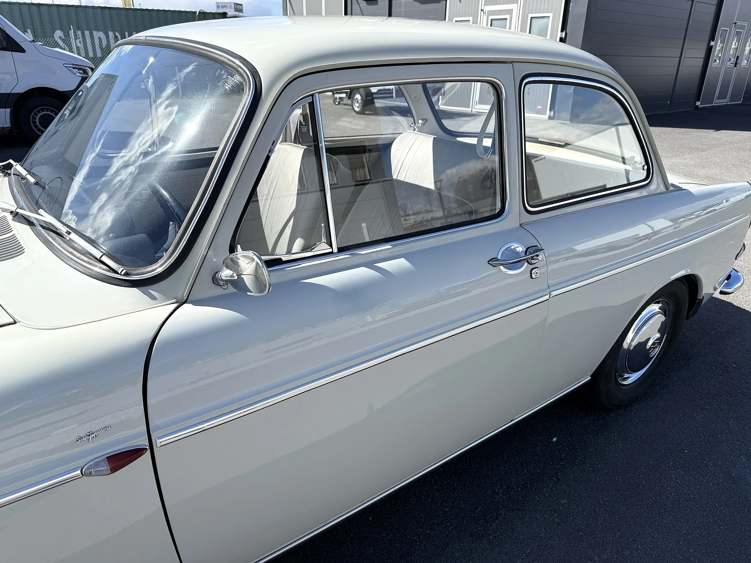 Exteriörbild på 1965 Volkswagen 1500 Limousine 311 Notchback (42)