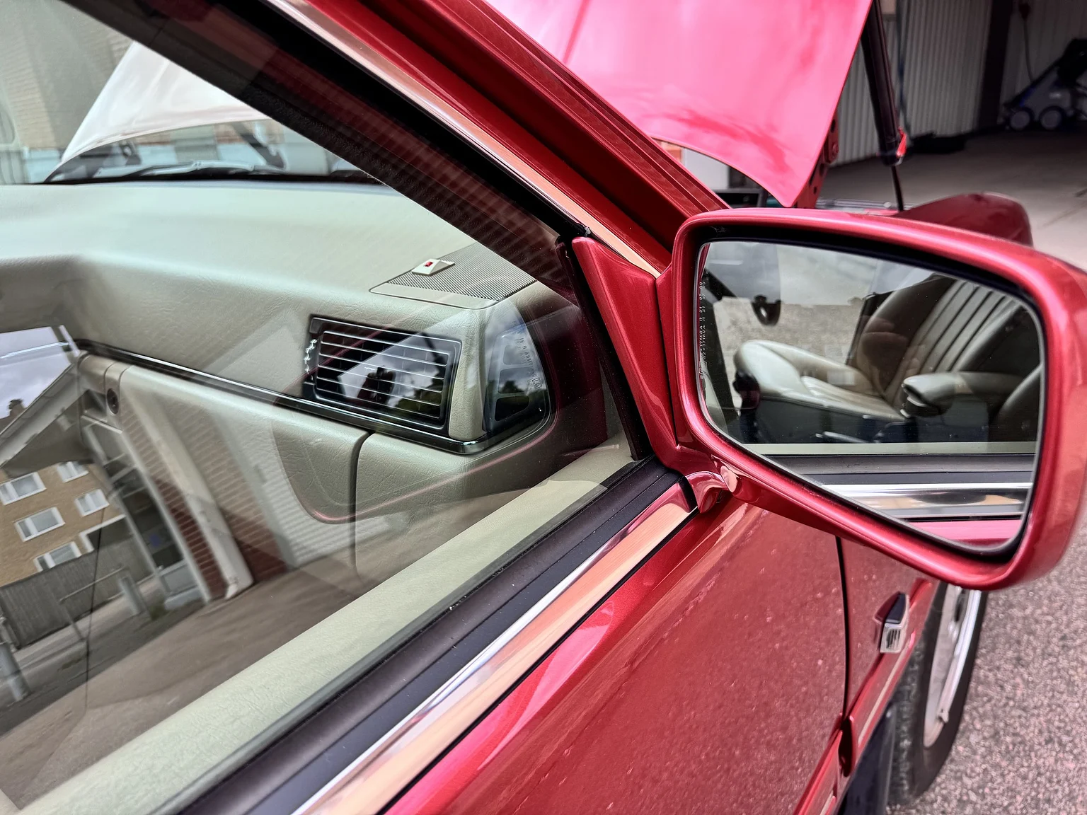 Exteriörbild på 1998 Volvo S90 3.0 (30)