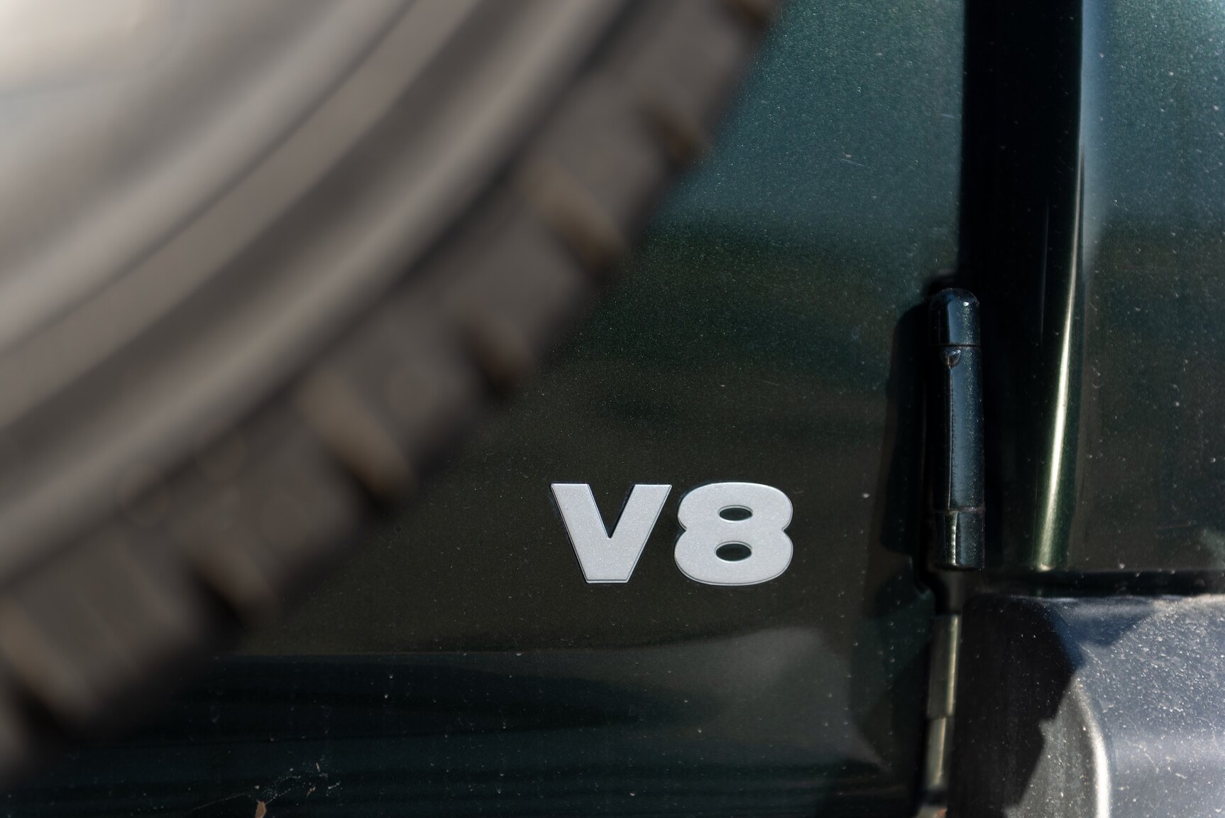 Exterior image of 1999 Land Rover Discovery 4.0 V8